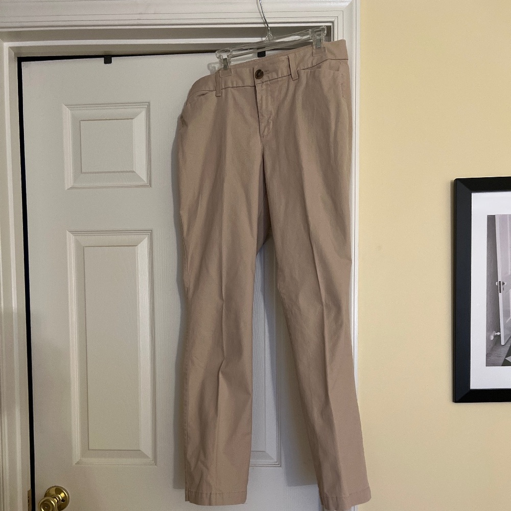 Women’s Khaki Pants